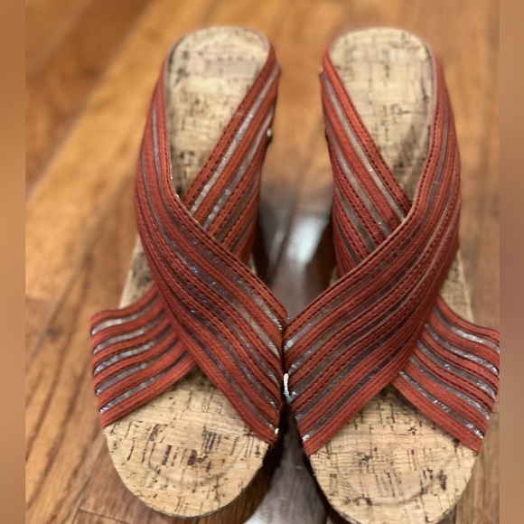 no name Shoes - Cork Wedge sandals mesh like material tapered taps size 7 color burnt orange